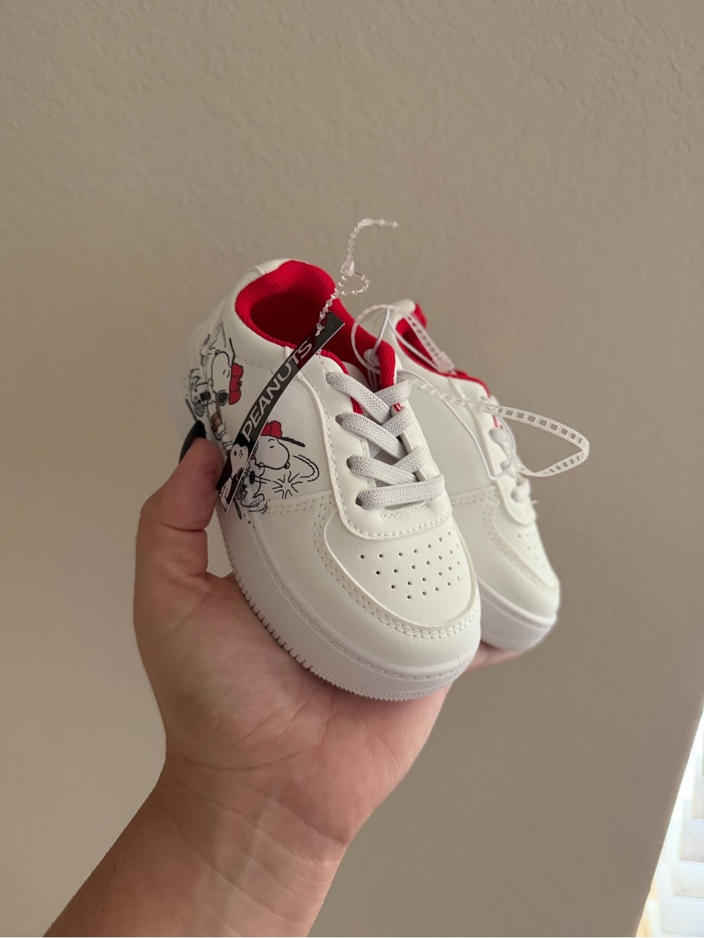 Peanuts Kids White and Red Cartoon Sneakers